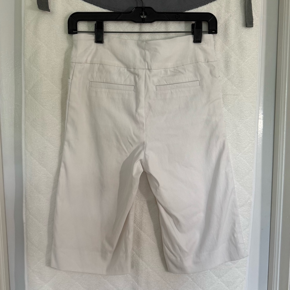Women's Shorts - Picture 3 of 3